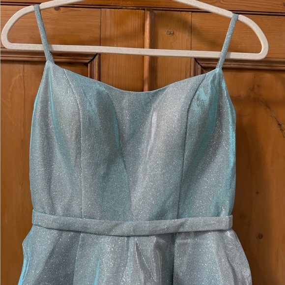 IEENA FOR MAC DUGGAL blue shimmer mini party dress - Picture 4 of 14